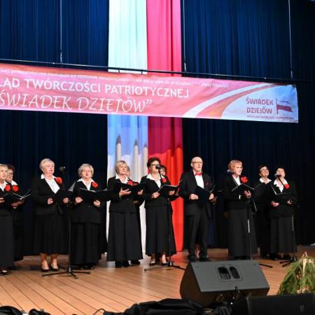 Chór Cantabile w trakcie występu.