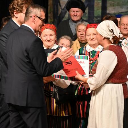 Wręczanie nagród za najlepsze potrawy.