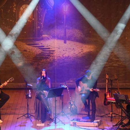 Zespół Blue Cafe podczas występu na scenie RCK