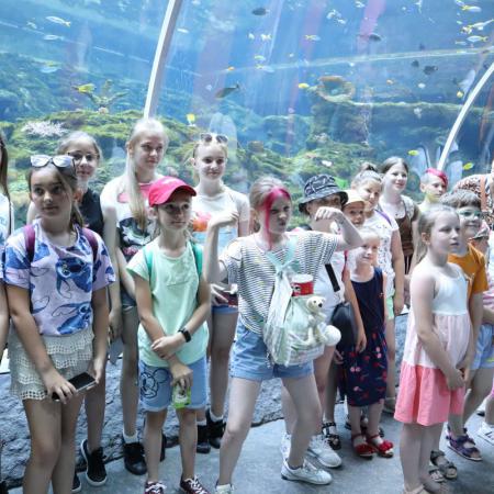 Grupa dzieci w Oceanarium