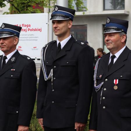 Strażacy przybyli na uroczystość z okazji 3 maja