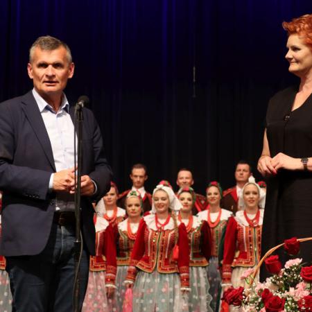 Burmistrz Drzewicy i dyrektor RCK składają życzenia i podziękowania dla Zespołu Śląsk oraz dla wszystkich Mam z okazji ich święta