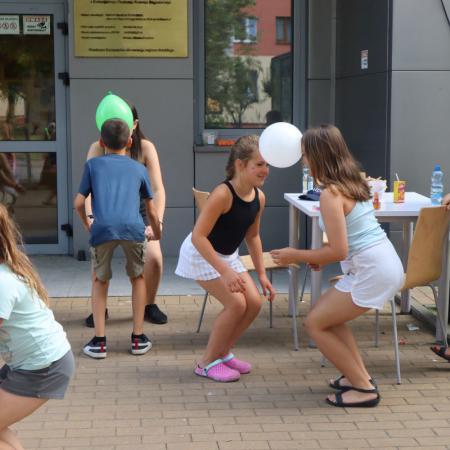 Gry zespołowe jako forma spędzania czasu.